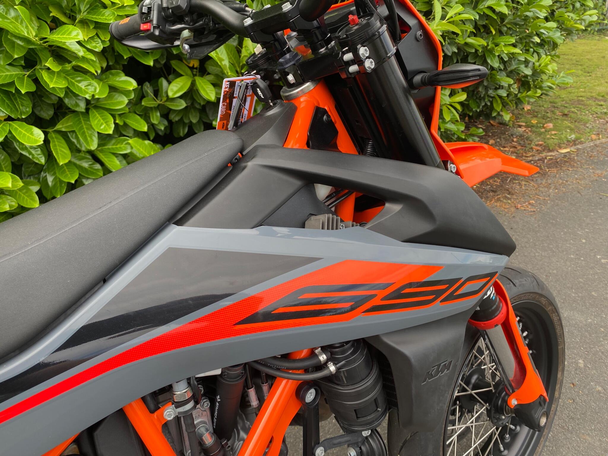SOLD 2022 22 Reg KTM 690 SMC R